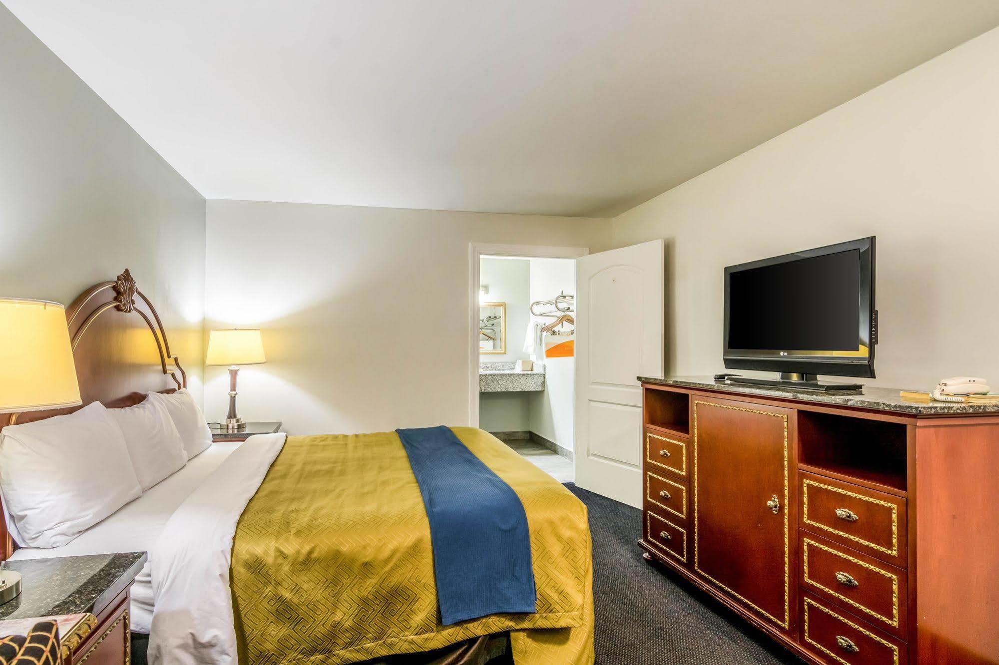 Rodeway Inn Portage Eksteriør billede