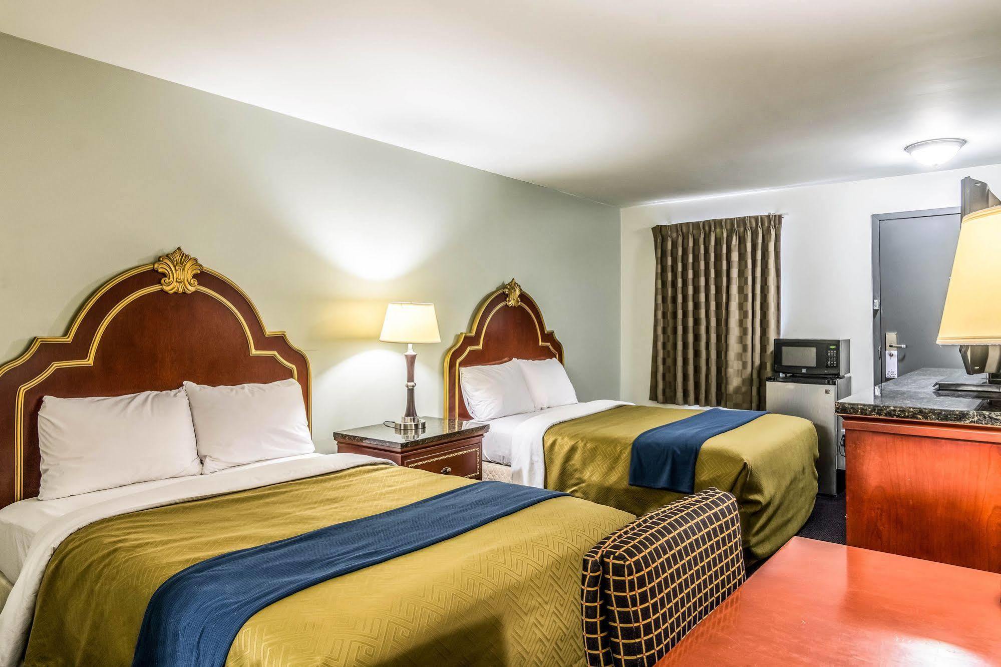 Rodeway Inn Portage Eksteriør billede